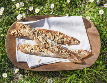 Ficelles aux lardons et fromage de brebis